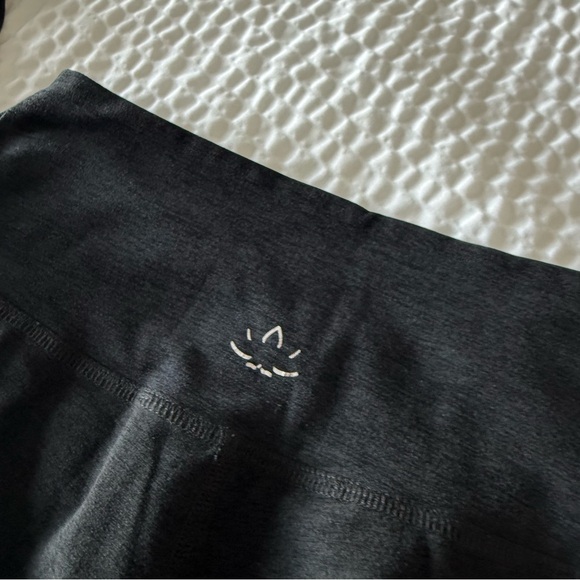 Beyond Yoga Leggings Large - Picture 2 of 4
